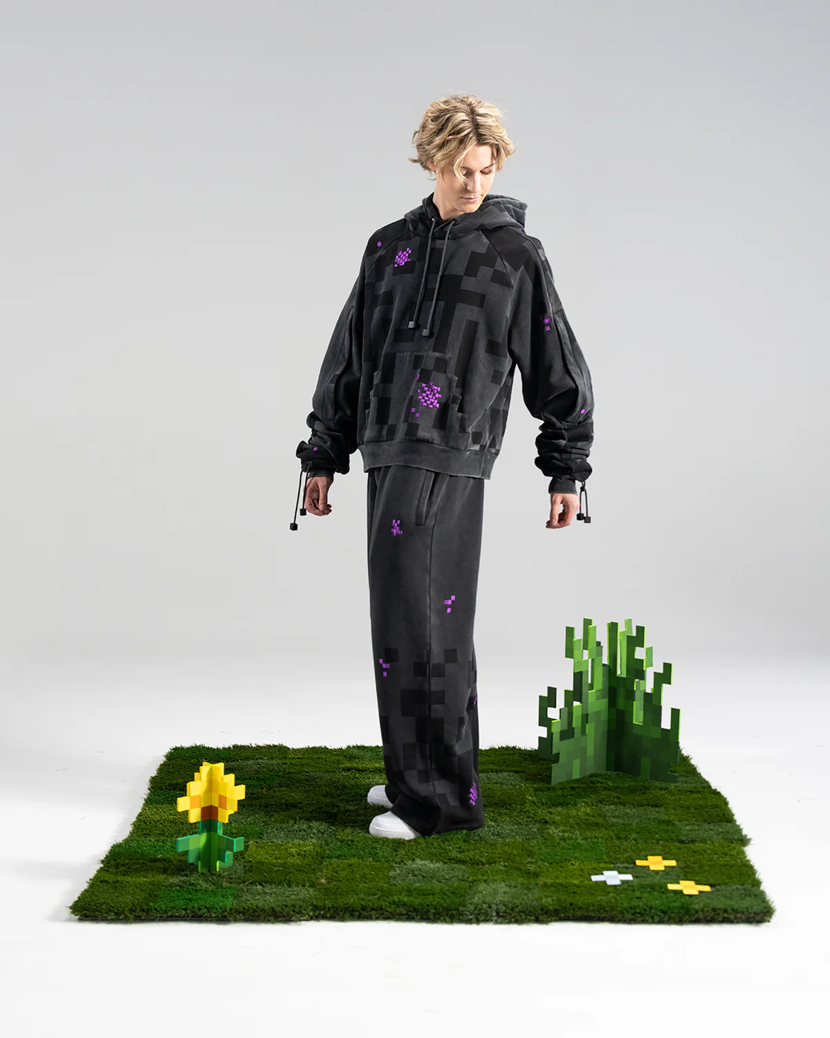 The Enderman Hoodie - Image 3
